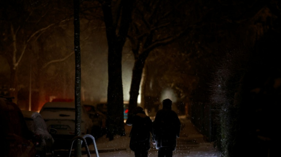 Berliner S&uuml;dwesten noch Tage ohne Strom - Polizei pr&uuml;ft Bekennerschreiben