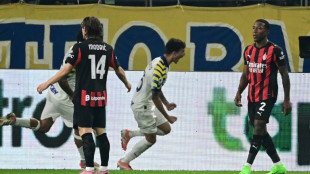 Wasteful Milan draw at Parma but level with Serie A leaders Napoli