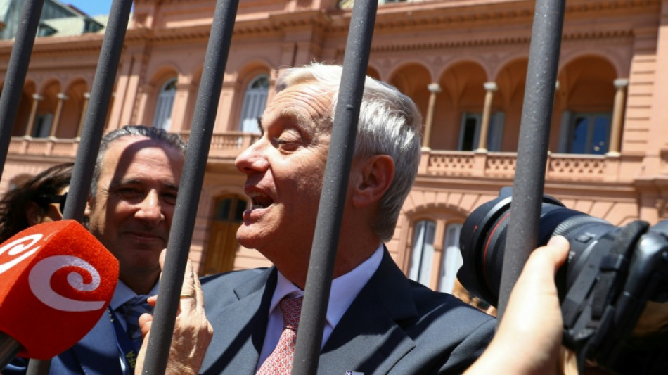 Milei recebe Kast em primeira viagem ao exterior do presidente eleito do Chile