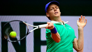 Roland-Garros: Sinner surclasse Lehecka, Keys écarte trois balles de match