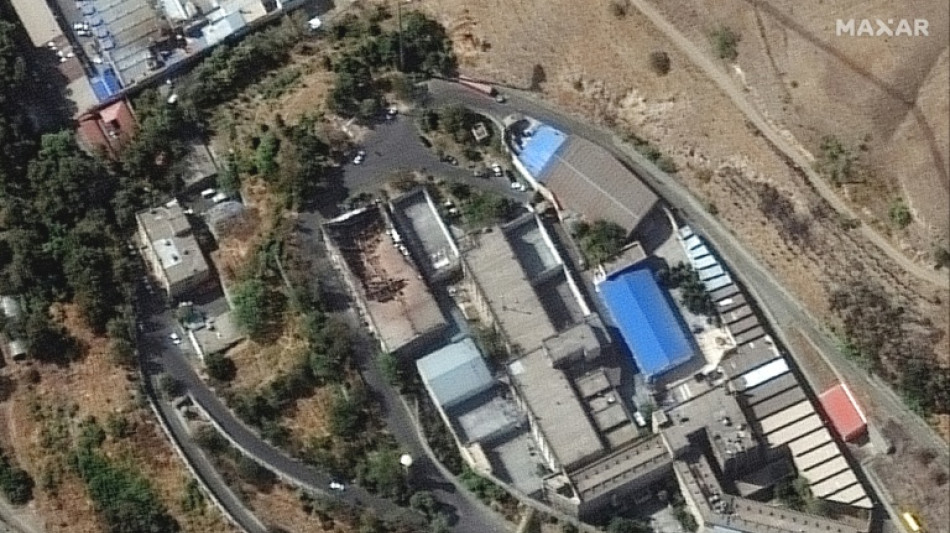 Israel: Luftwaffe greift Evin-Gefängnis und Revolutionsgarden in Teheran an