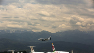 Aerol&iacute;neas kazaja y turca suspenden vuelos a Rusia