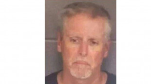 Declaran culpable de asesinato al padre de un menor autor de un tiroteo en una escuela de EEUU