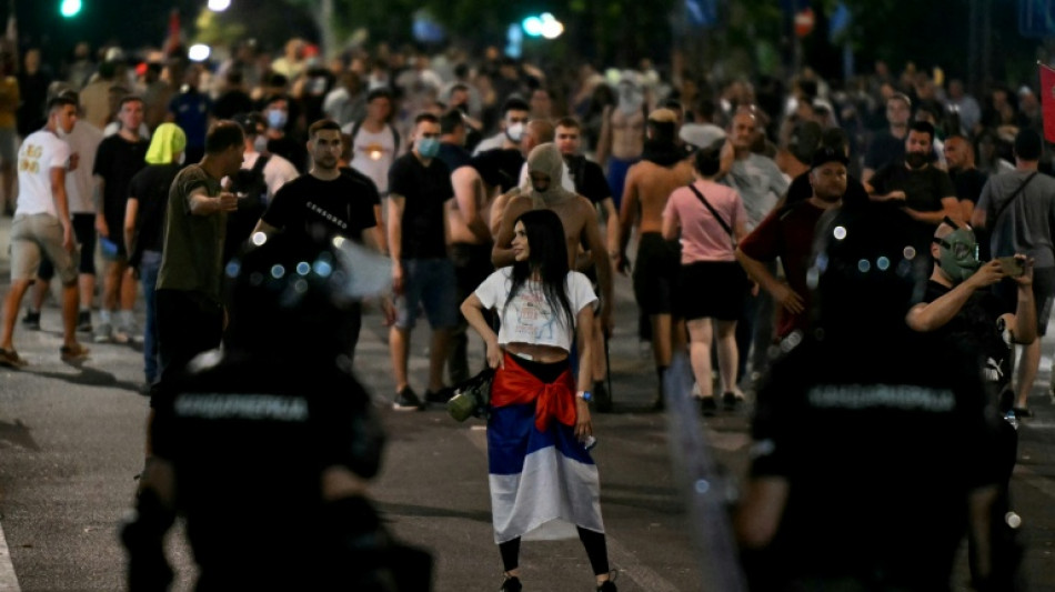 Nach Gewalt bei Protesten in Serbien: Vucic weist Neuwahl-Forderung strikt zurück