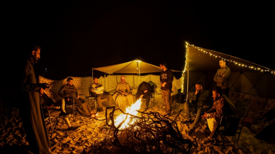 El placer del camping y el senderismo en pleno desierto iraqu&iacute;
