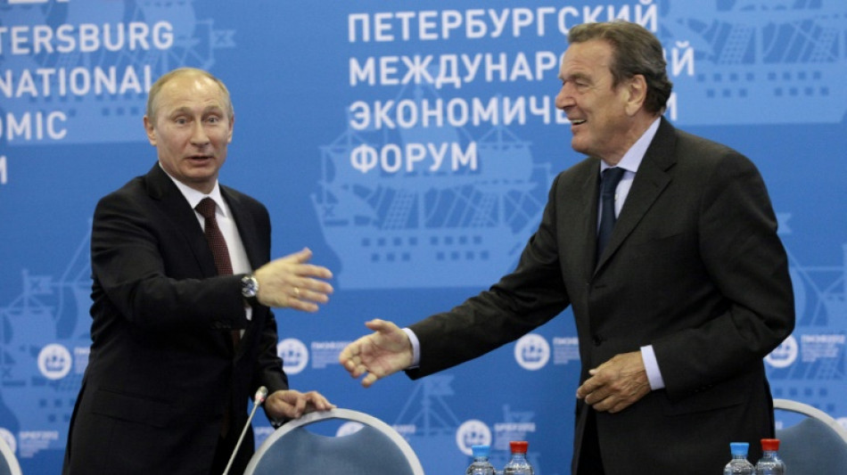Haushaltsausschuss diskutiert K&uuml;rzung der Mittel f&uuml;r Schr&ouml;ders Bundestagsb&uuml;ro