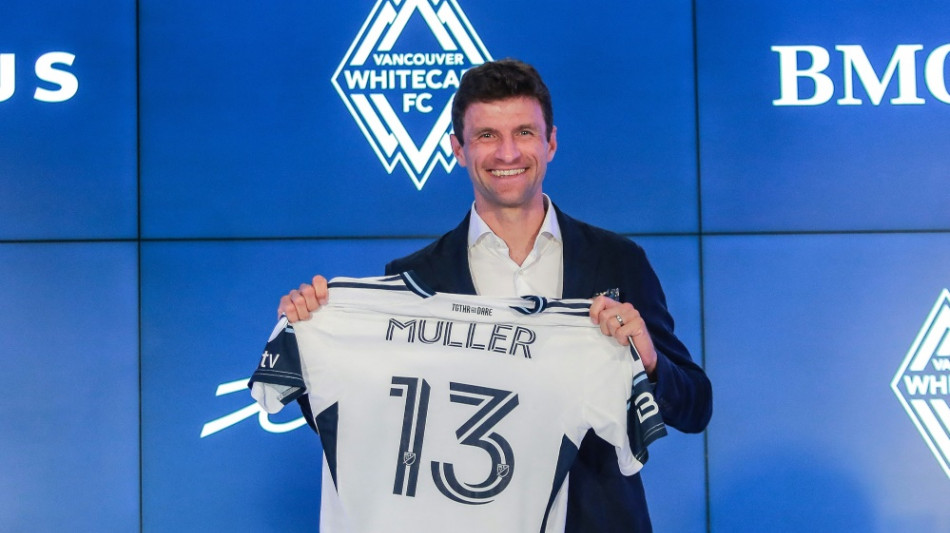 "Knie wie ein 15-Jähriger": Müller offen für Kunstrasen