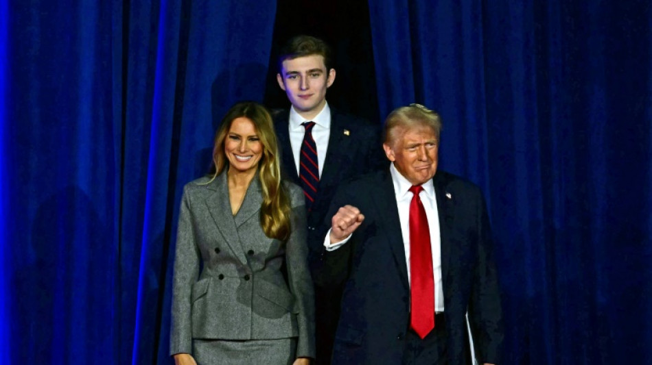 Trump reivindica vit&oacute;ria e promete curar os EUA