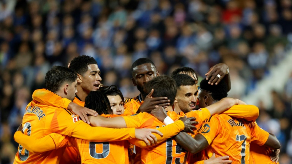 Real Madrid vence Legan&eacute;s e encosta no l&iacute;der Bar&ccedil;a