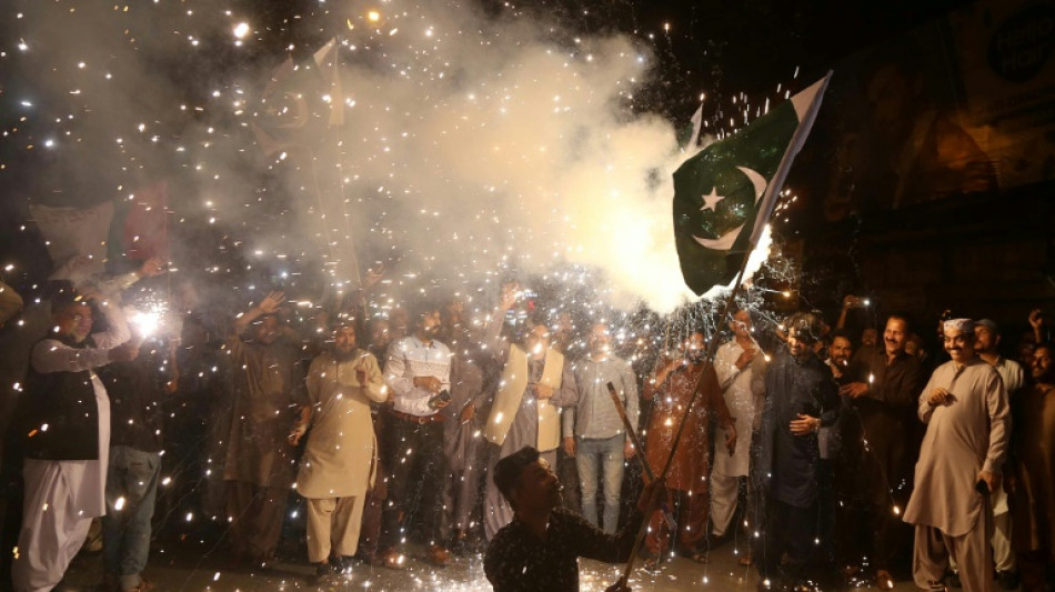 Kaschmir-Konflikt: Br&uuml;chige Waffenruhe zwischen Indien und Pakistan