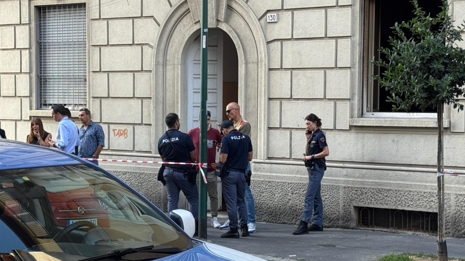 Ucciso e bruciato nel Milanese, tre fermi anche una donna