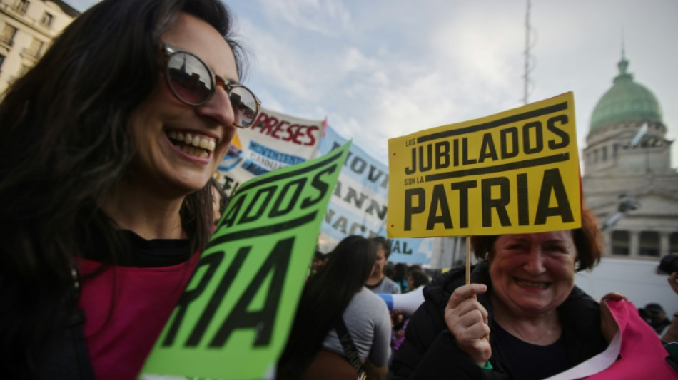Scientists, doctors, disabled join Argentine pensioners' march