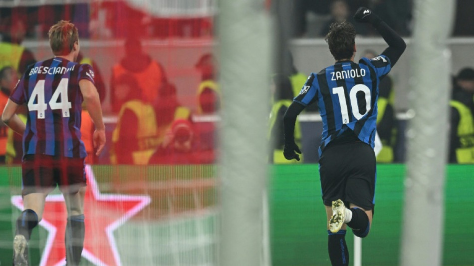Atalanta consegue hist&oacute;rico 10&ordm; triunfo consecutivo e se isola na lideran&ccedil;a da Serie A