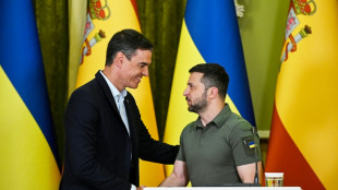 Chefe de governo espanhol reafirma apoio da UE &agrave; Ucr&acirc;nia