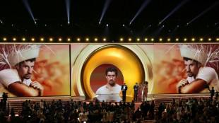 Bad Bunny se alza con hist&oacute;rico Grammy a &aacute;lbum del a&ntilde;o