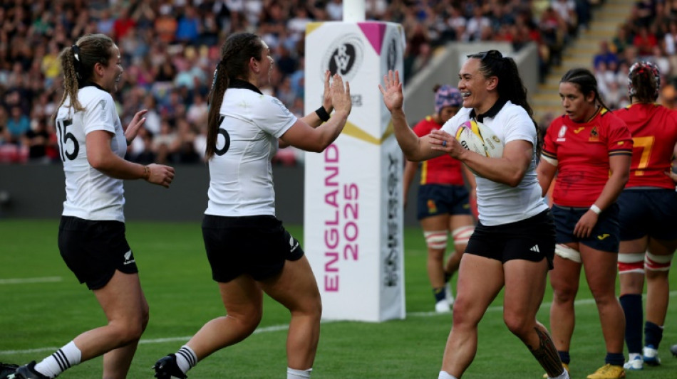 New Zealand start Women's Rugby World Cup defence by downing battling Spain
