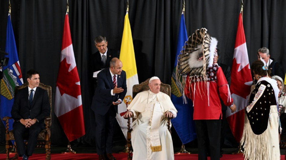 El Papa se re&uacute;ne el lunes en Canad&aacute; con sobrevivientes de una escuela residencial para ind&iacute;genas