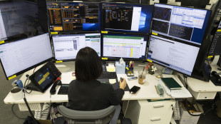 Borsa: l'Asia in ordine sparso con lente sul tech, Europa attesa positiva