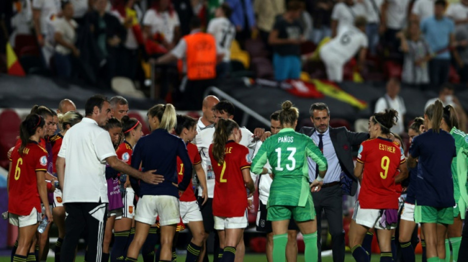 Foot: les 15 rebelles de la Roja f&eacute;minine laiss&eacute;es sur la touche