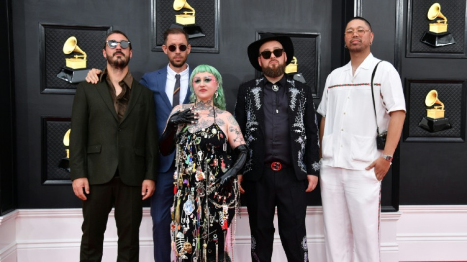 Canciones creadas con IA se cuelan en los repertorios de artistas reales sin su autorizaci&oacute;n