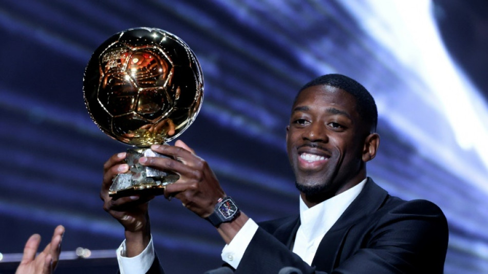 Ousmane Demb&eacute;l&eacute;, do PSG, conquista sua primeira Bola de Ouro