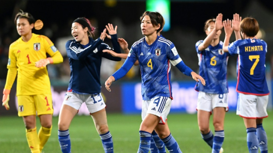 Japan on verge of World Cup last 16, Spain primed to join them