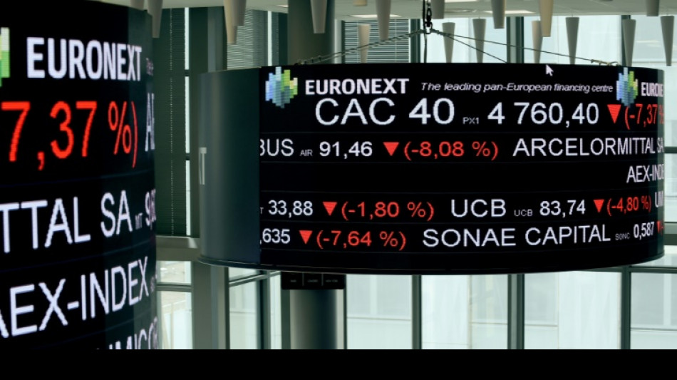 Ukraine: les Bourses mondiales d&eacute;gringolent, effray&eacute;es par une possible r&eacute;cession