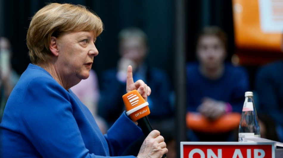 Altkanzlerin Merkel w&uuml;nscht sich mehr Frauen an vorderster politischer Front