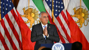 Son of late shah urges Iranians to break with Islamic republic