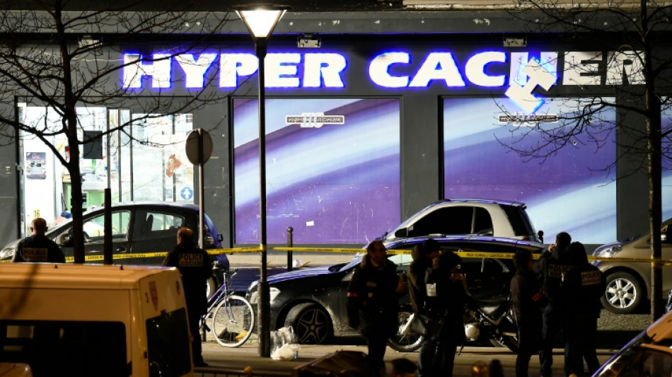 Attentats contre le journal satirique Charlie Hebdo et un Hyper Cacher: le proc&egrave;s en appel s'ouvre &agrave; Paris
