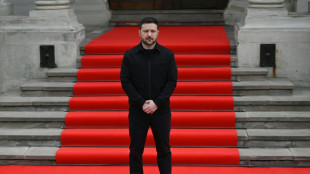 Kredit f&uuml;r Ukraine abgesegnet - Selenskyj zu EU-Gipfeltreffen in Zypern gelandet