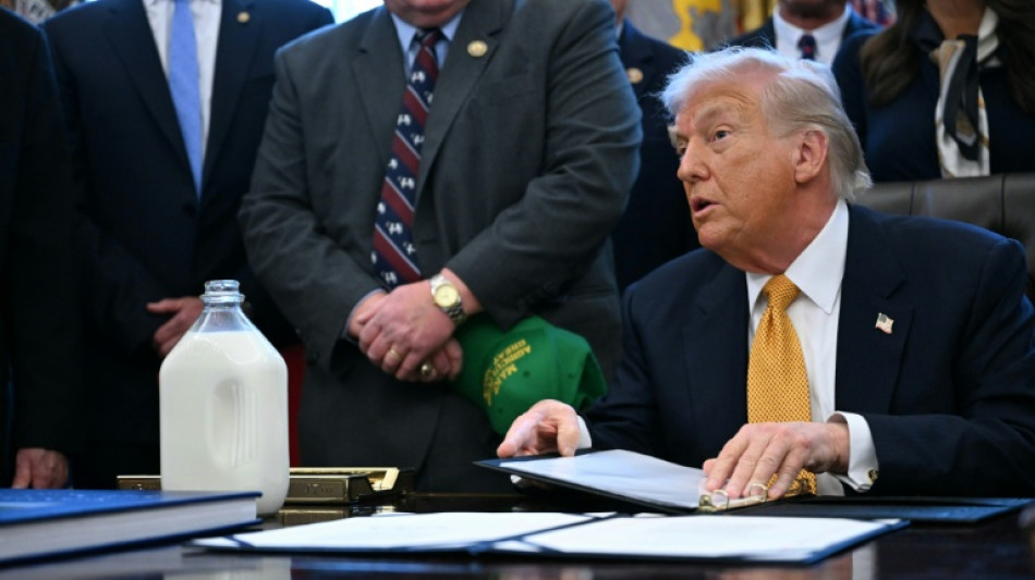 Trump assure que les "tueries en Iran ont pris fin" mais garde le flou sur une intervention am&eacute;ricaine