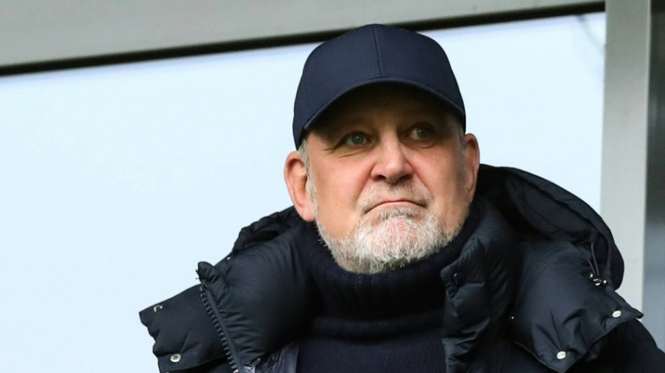 Mit zehn Mann: Pleite bei Schmadtke-Comeback