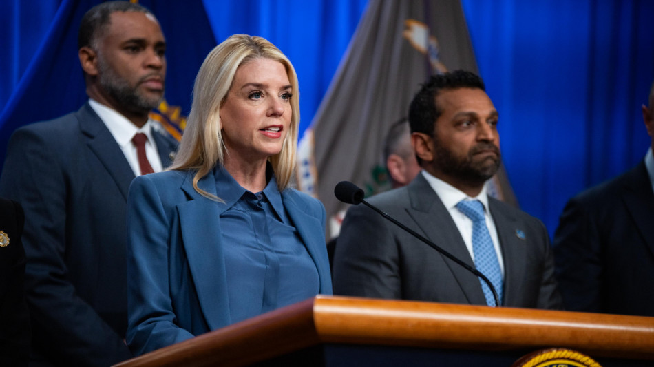 La ministra della Giustizia Usa a Minneapolis: 'Nessuno &egrave; sopra la legge'