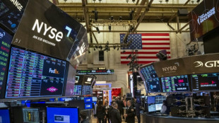 Wall Street en l&eacute;g&egrave;re hausse, le march&eacute; se fige avant un indicateur d'inflation