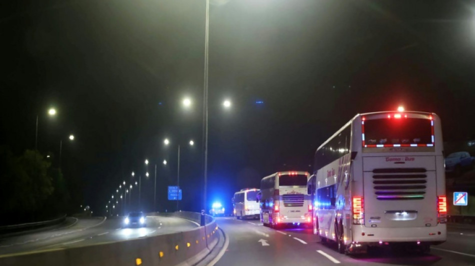 Chile vai aumentar frequ&ecirc;ncia de &ocirc;nibus e avi&otilde;es para deportar imigrantes