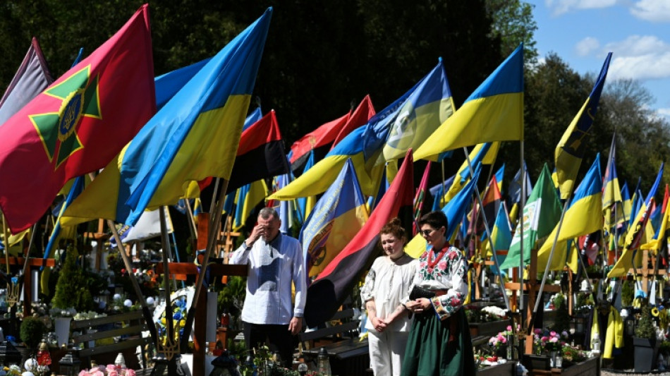 Russia resumes attacks on Ukraine after Easter truce