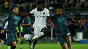 Italie: l'Inter Milan rejoint la Lazio en t&ecirc;te, la Juventus et l'AC Milan chutent