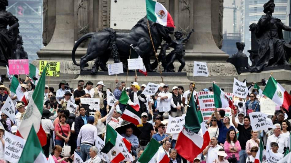 Confusión y protestas marcan la inédita elección de jueces en México
