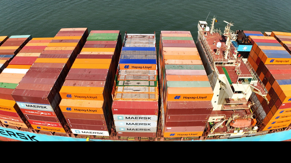 A novembre deficit commerciale Usa risalito a 56,8 miliardi, +95% su ottobre