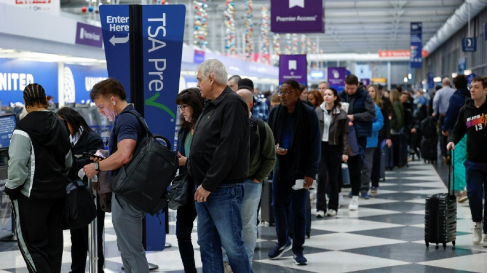 M&aacute;s de un millar de vuelos cancelados en EEUU por par&aacute;lisis presupuestaria