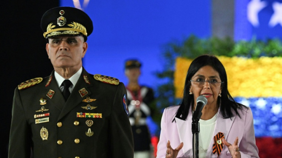 La presidenta de Venezuela destituye a Padrino, fiel ministro de Defensa de Maduro