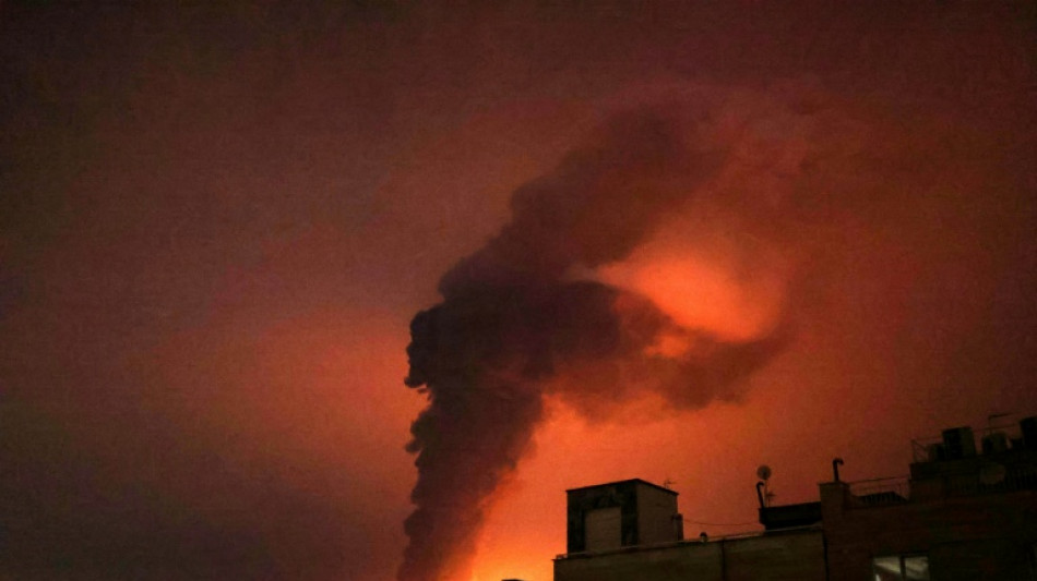 Sob intensos bombardeios, Ir&atilde; define sucessor de Ali Khamenei