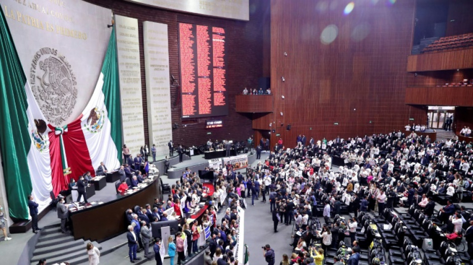 Diputados mexicanos rechazan propuesta de reforma para sector el&eacute;ctrico contestada por Washington 