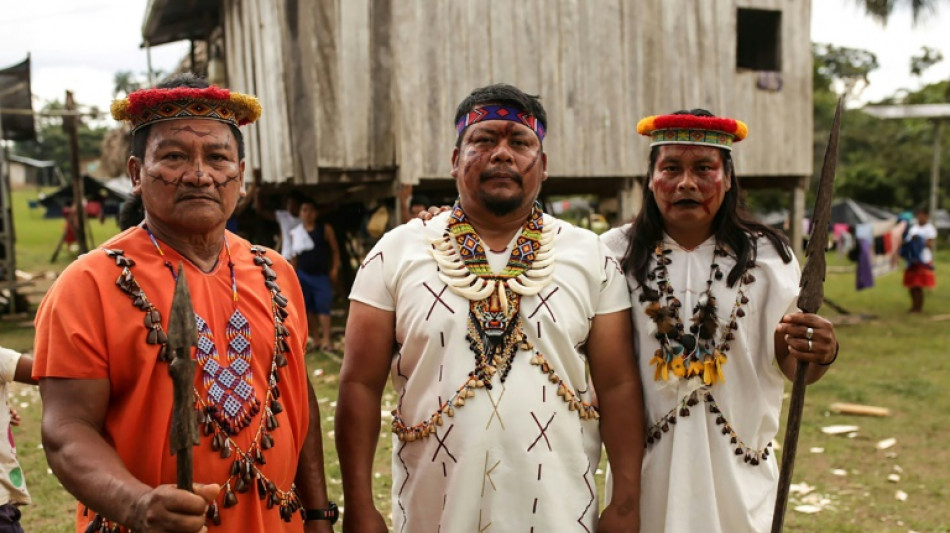 La justicia de Ecuador reconoce su territorio ancestral a unos ind&iacute;genas amaz&oacute;nicos
