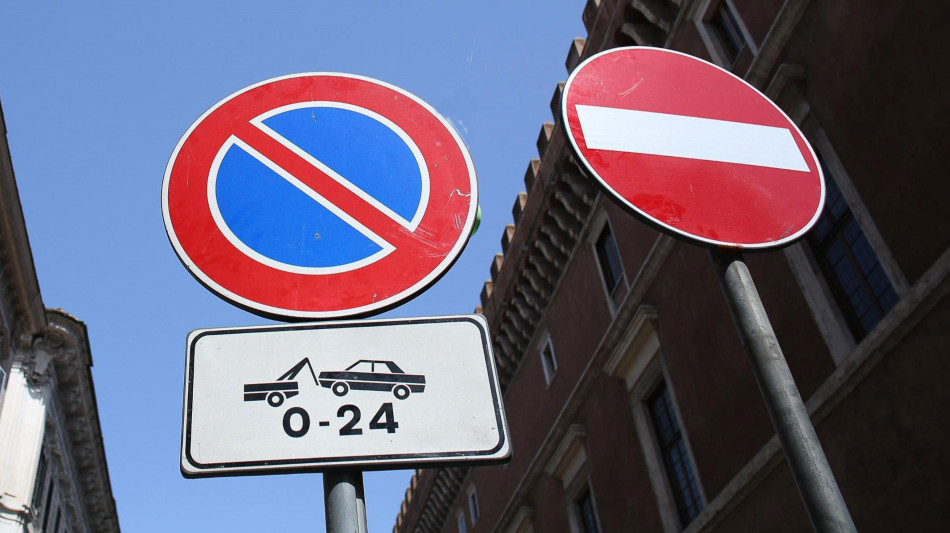 Codice e novit&agrave; autovelox non fermano le multe, 1,2 miliardi