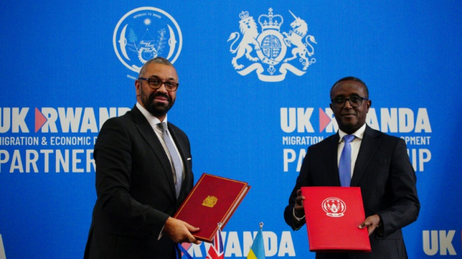 Gro&szlig;britannien und Ruanda schlie&szlig;en neues Migrationsabkommen